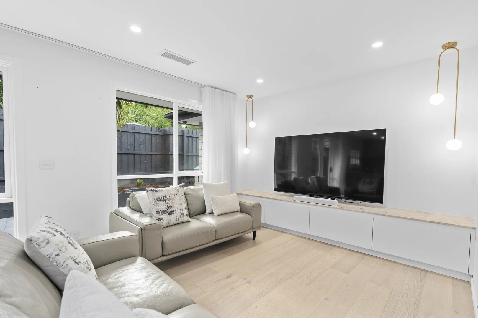 Additional image 3 of 3/72 Essex Road, Surrey Hills VIC 3127