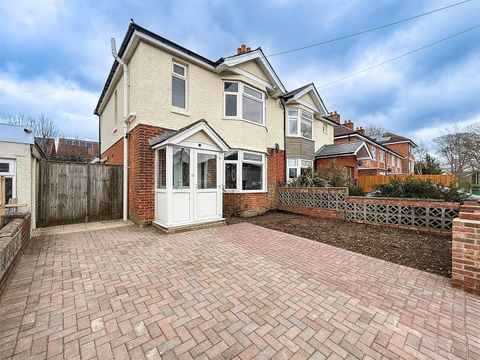 Maybush Road, Southampton SO16