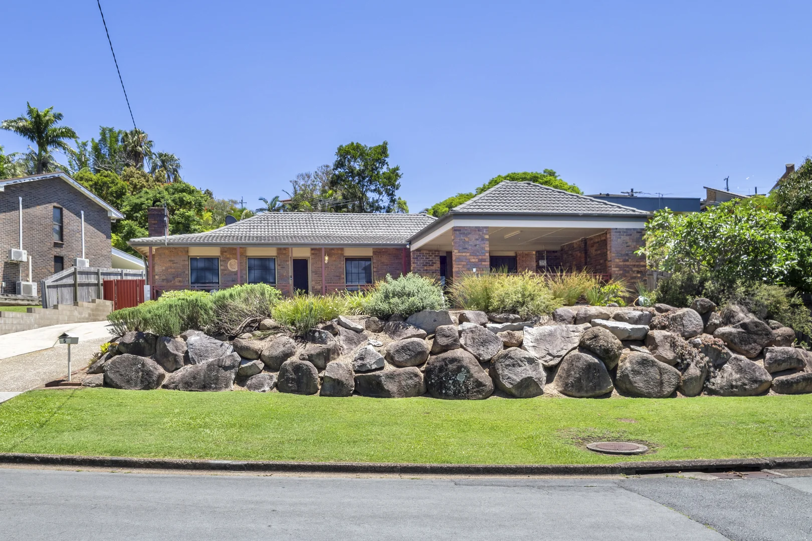 Additional image 30 of 5 Bates Drive, Everton Hills QLD 4053