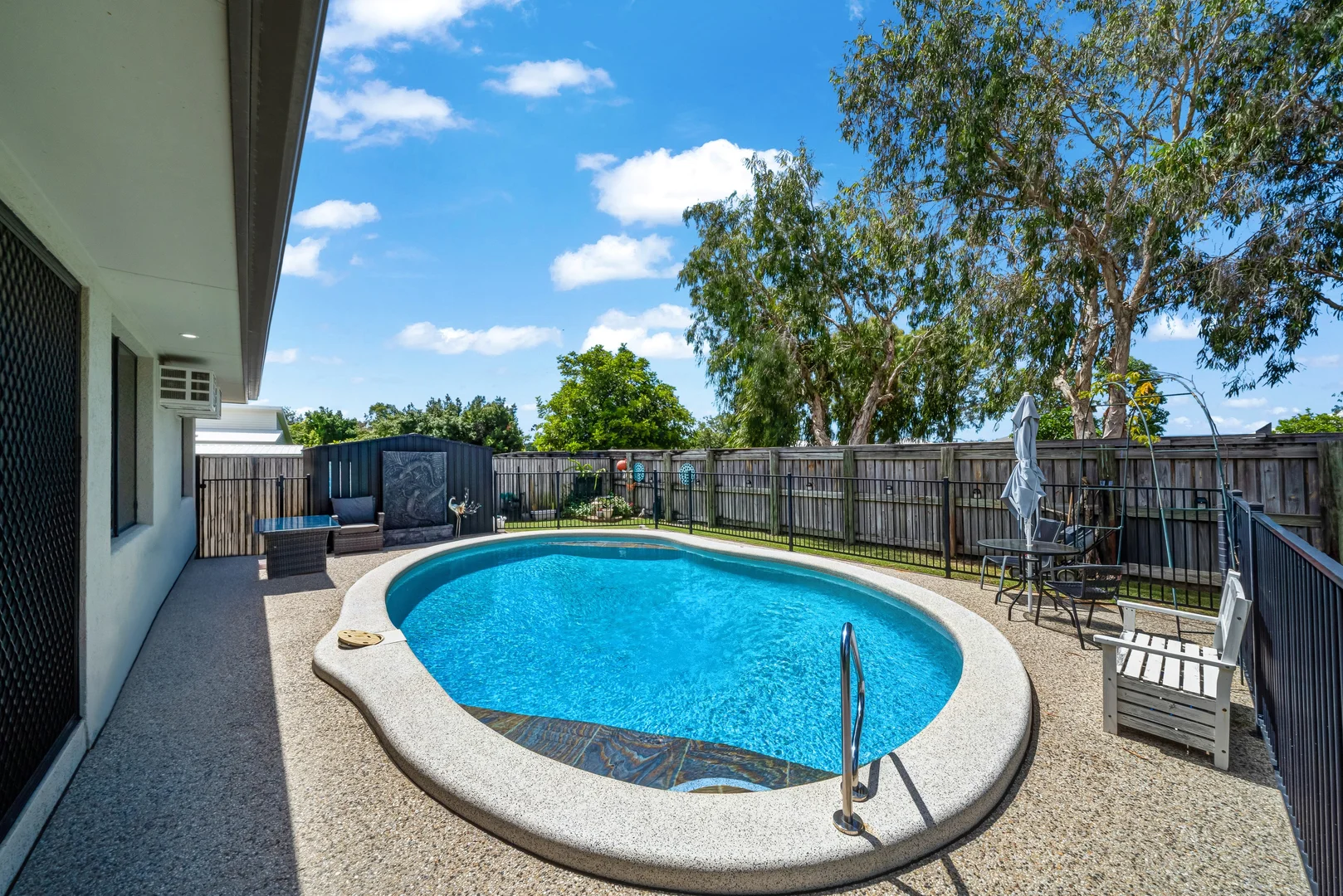 Additional image 11 of 6 Glendower Street, Bushland Beach QLD 4818