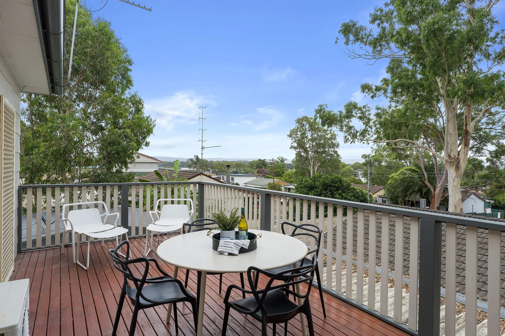 Additional image 10 of 41 Vales Road, Mannering Park NSW 2259