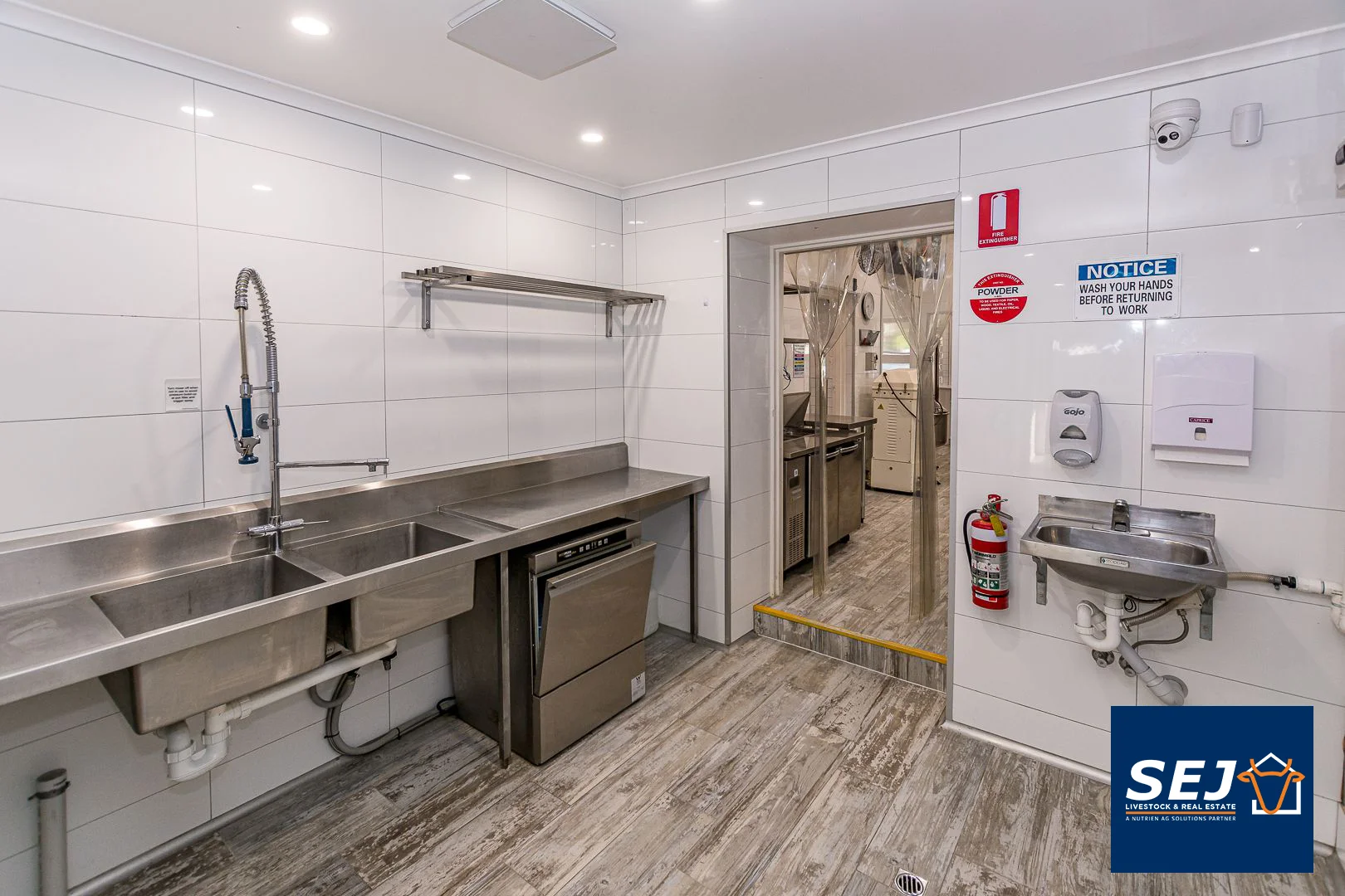 Additional image 21 of 105 Beach Pde, Sandy Point VIC 3959