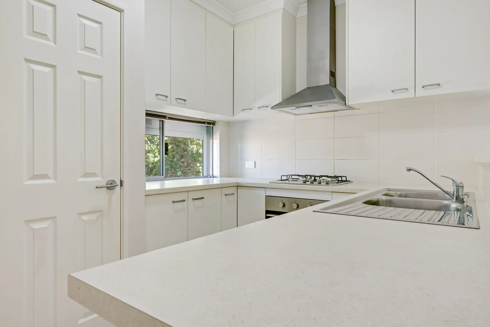 Additional image 4 of 1/30 Buttermere Approach, Waikiki WA 6169