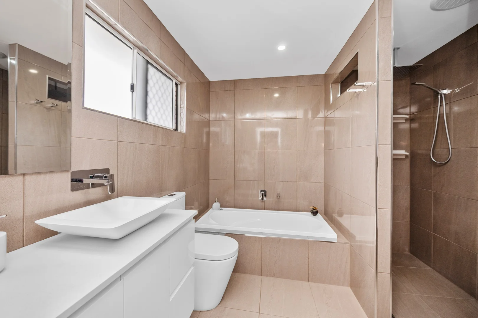 Additional image 10 of 48 Paluma Street, Kirwan QLD 4817