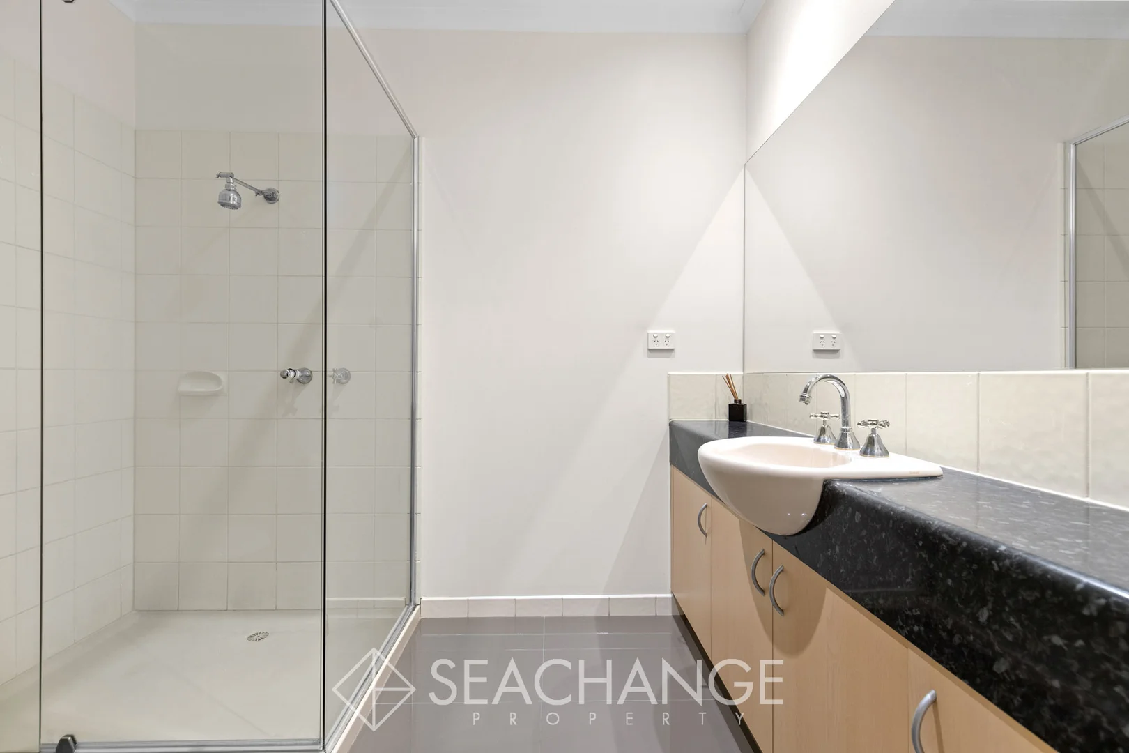 Additional image 8 of 3/110 Barkly Street, Mornington VIC 3931