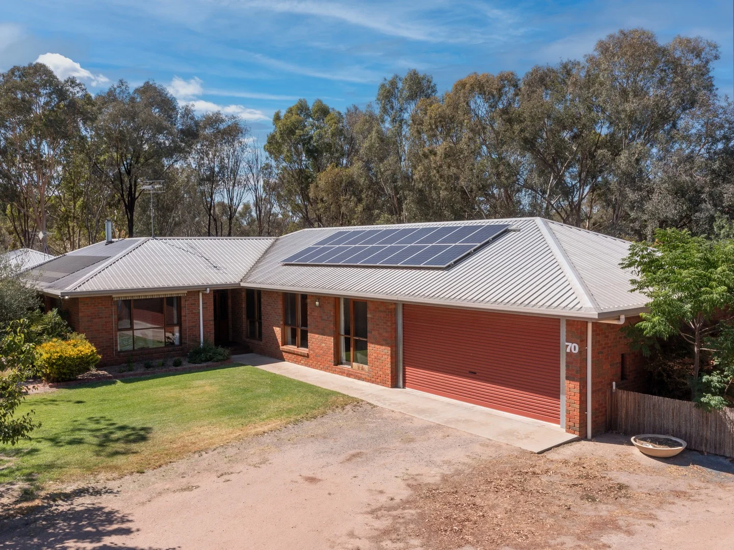 70 Anzac Rd, Springhurst VIC 3682
