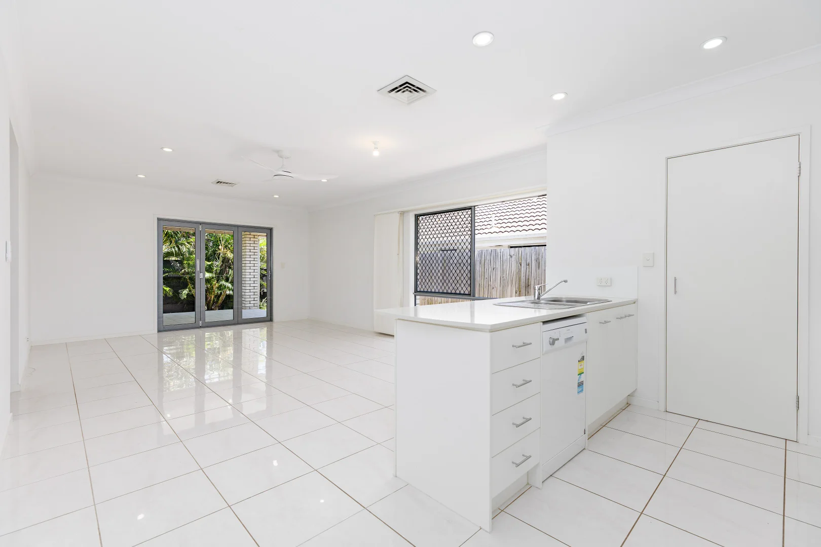 Additional image 11 of 22 Denham Crescent, North Lakes QLD 4509