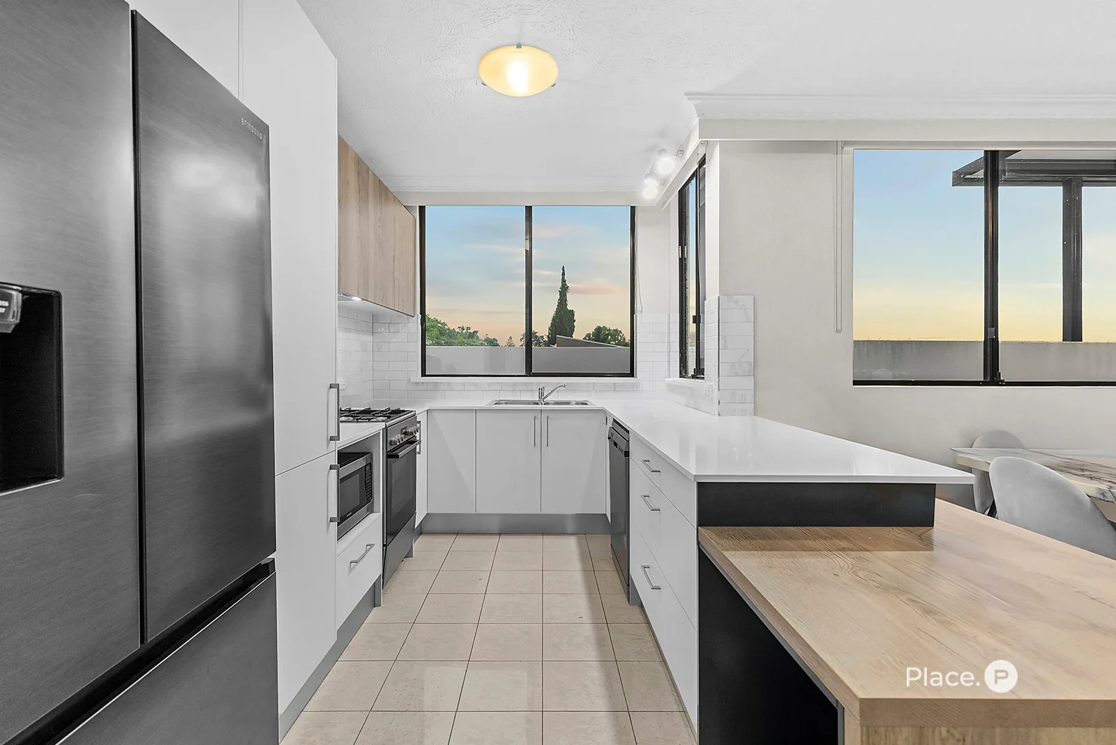 Additional image 5 of 1/17 Rosecliffe Street, Highgate Hill QLD 4101