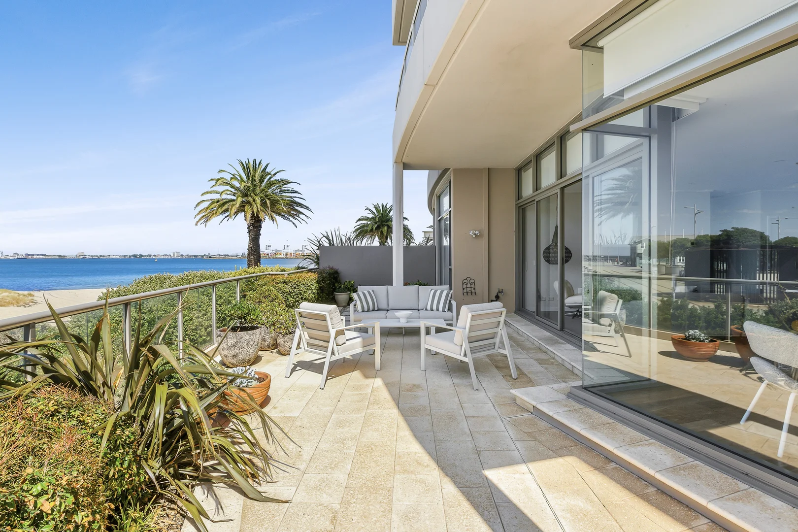 Additional image 3 of 2T0/147 Beach Street, Port Melbourne VIC 3207