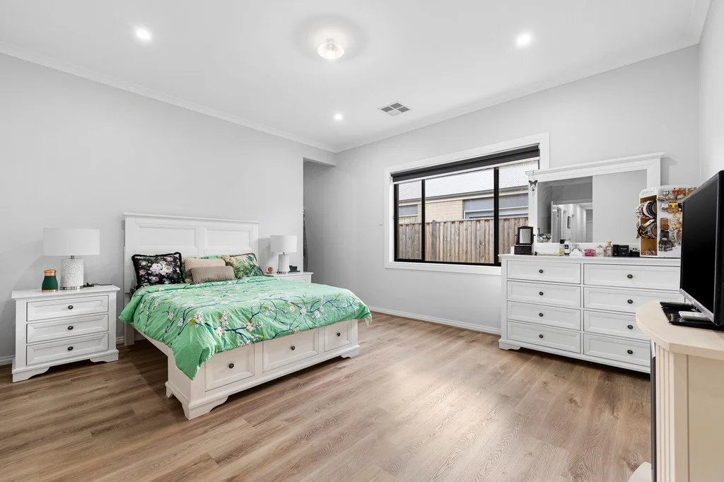 Additional image 11 of 15 Sedge Street, Mambourin VIC 3024