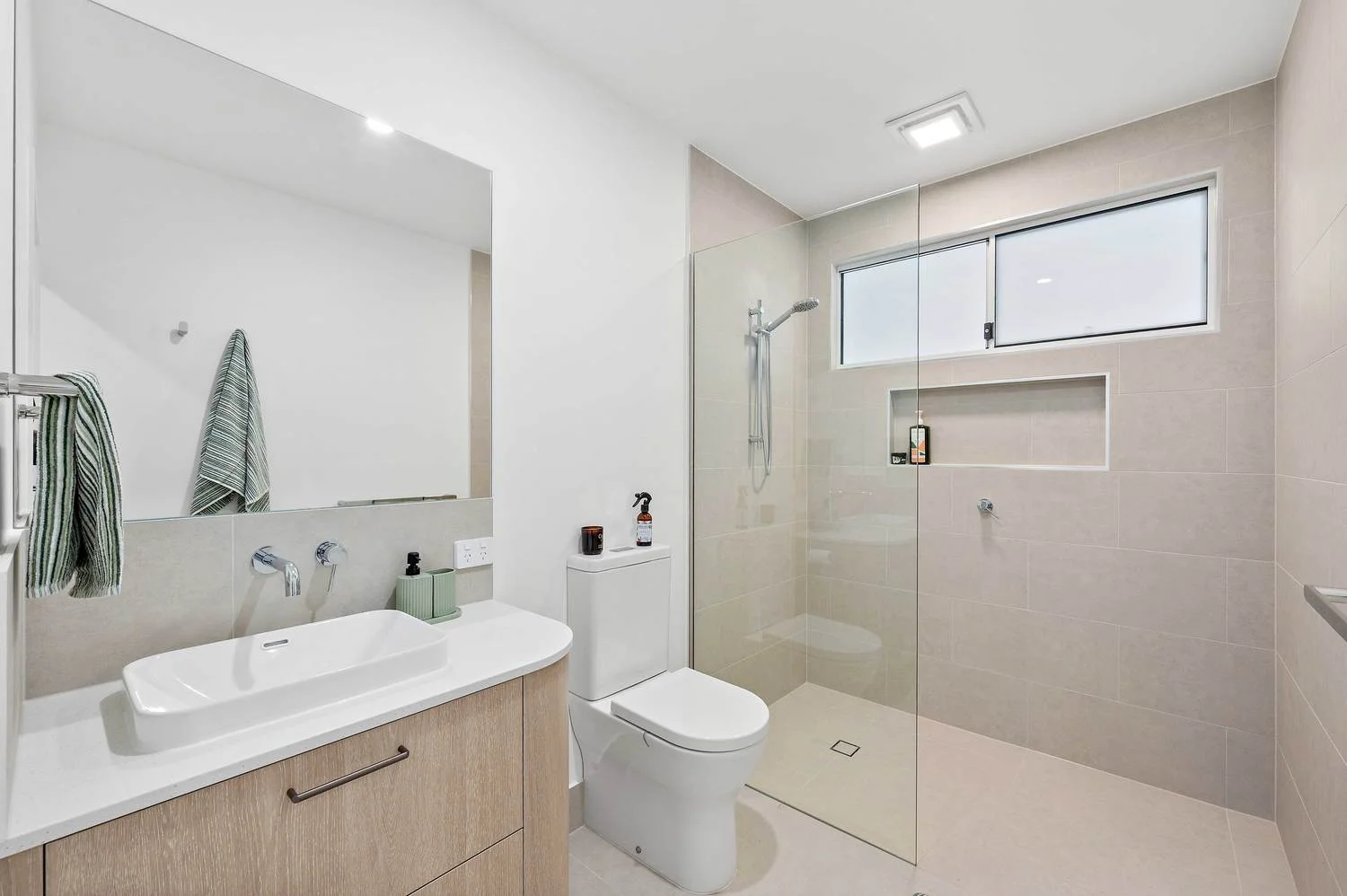 Additional image 10 of 118/394 Woongarra Scenic Drive, Innes Park QLD 4670