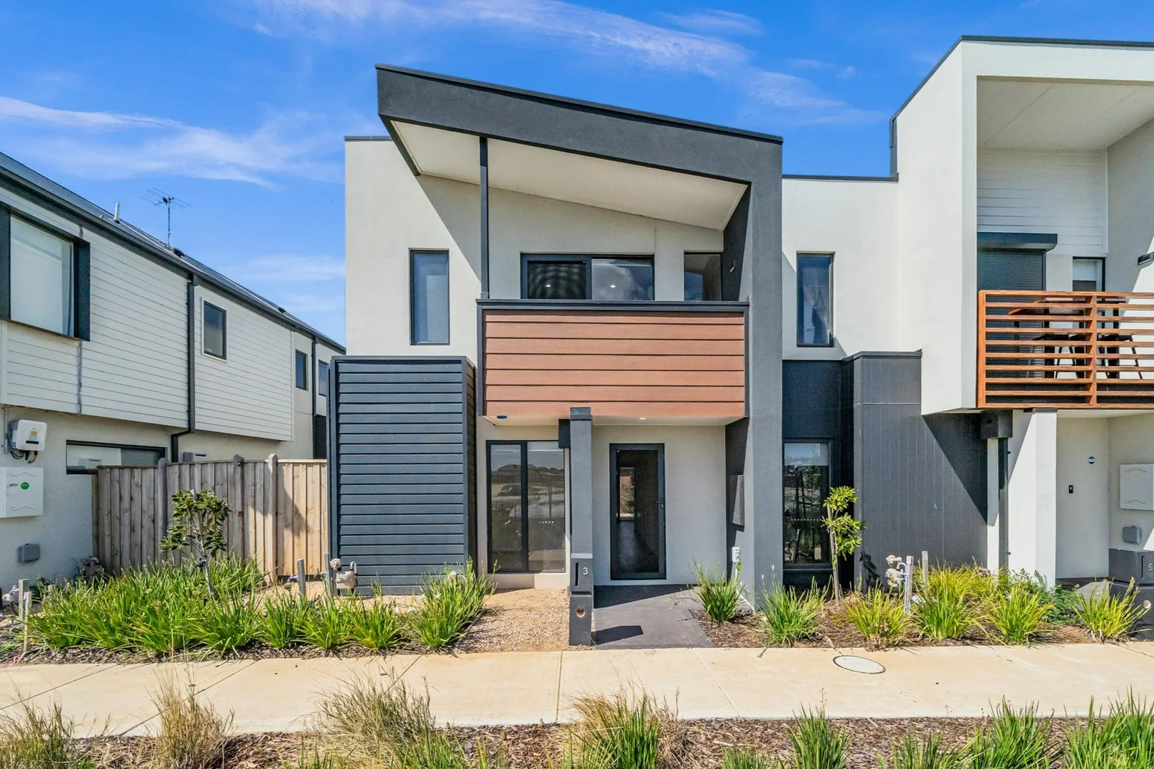 3 Prune Walk, Manor Lakes VIC 3024