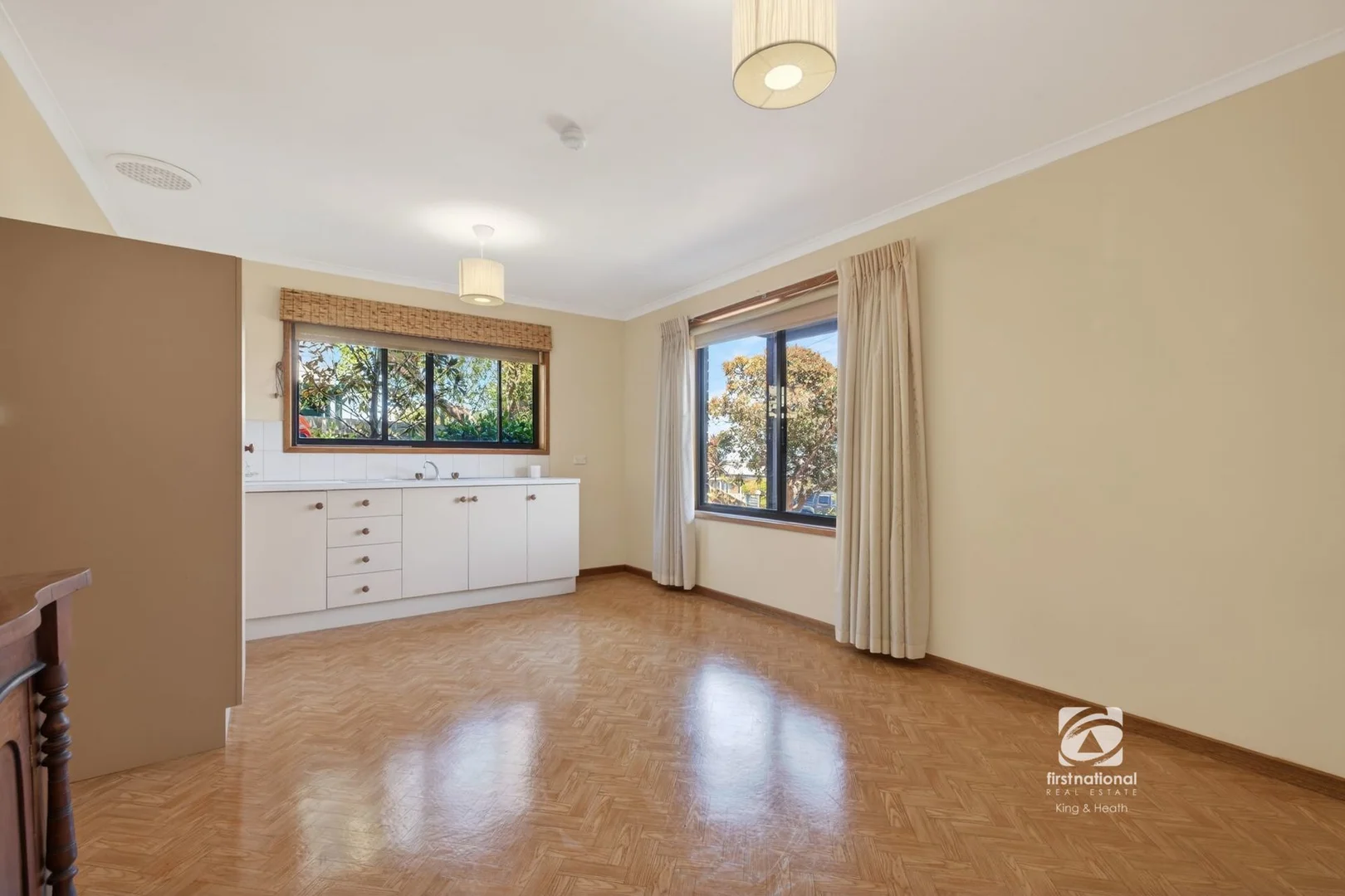 Additional image 18 of 5 Uplands Avenue, Lakes Entrance VIC 3909