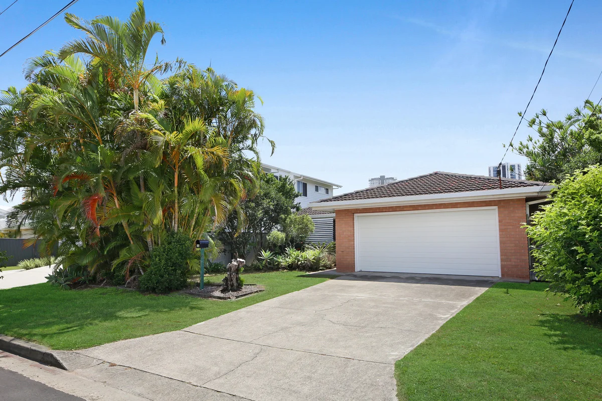 Additional image 2 of 16 Warrina Crescent, Burleigh Waters QLD 4220