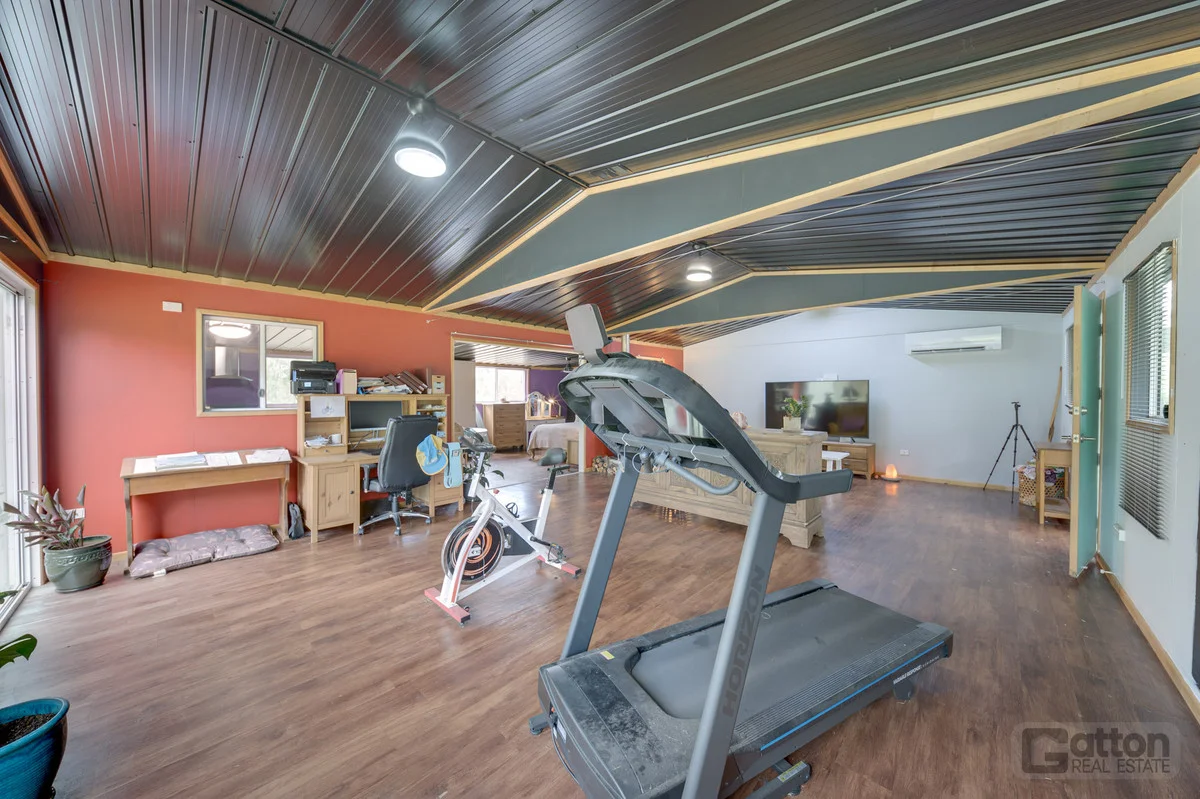 Additional image 18 of 106 Cambridge Drive, Mount Hallen QLD 4312