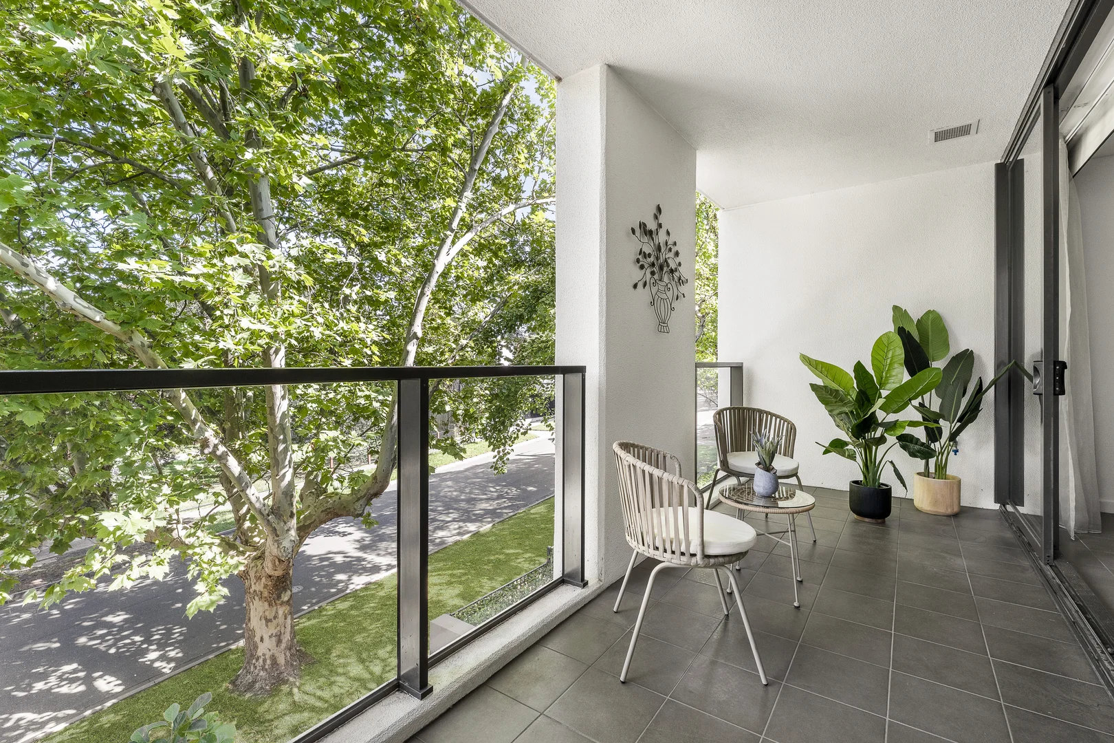 Additional image 9 of 102/53 Chaucer Crescent, Canterbury VIC 3126