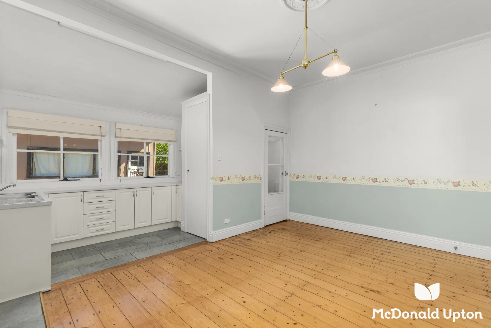 Additional image 7 of 19 Ramsay Street, Aberfeldie VIC 3040