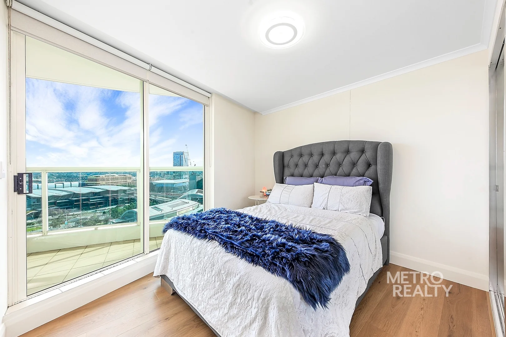 Additional image 11 of 2503/348-352 Sussex Street, Sydney NSW 2000