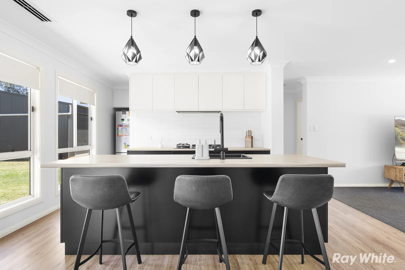 Additional image 3 of 37 Broad Street, Old Junee NSW 2652