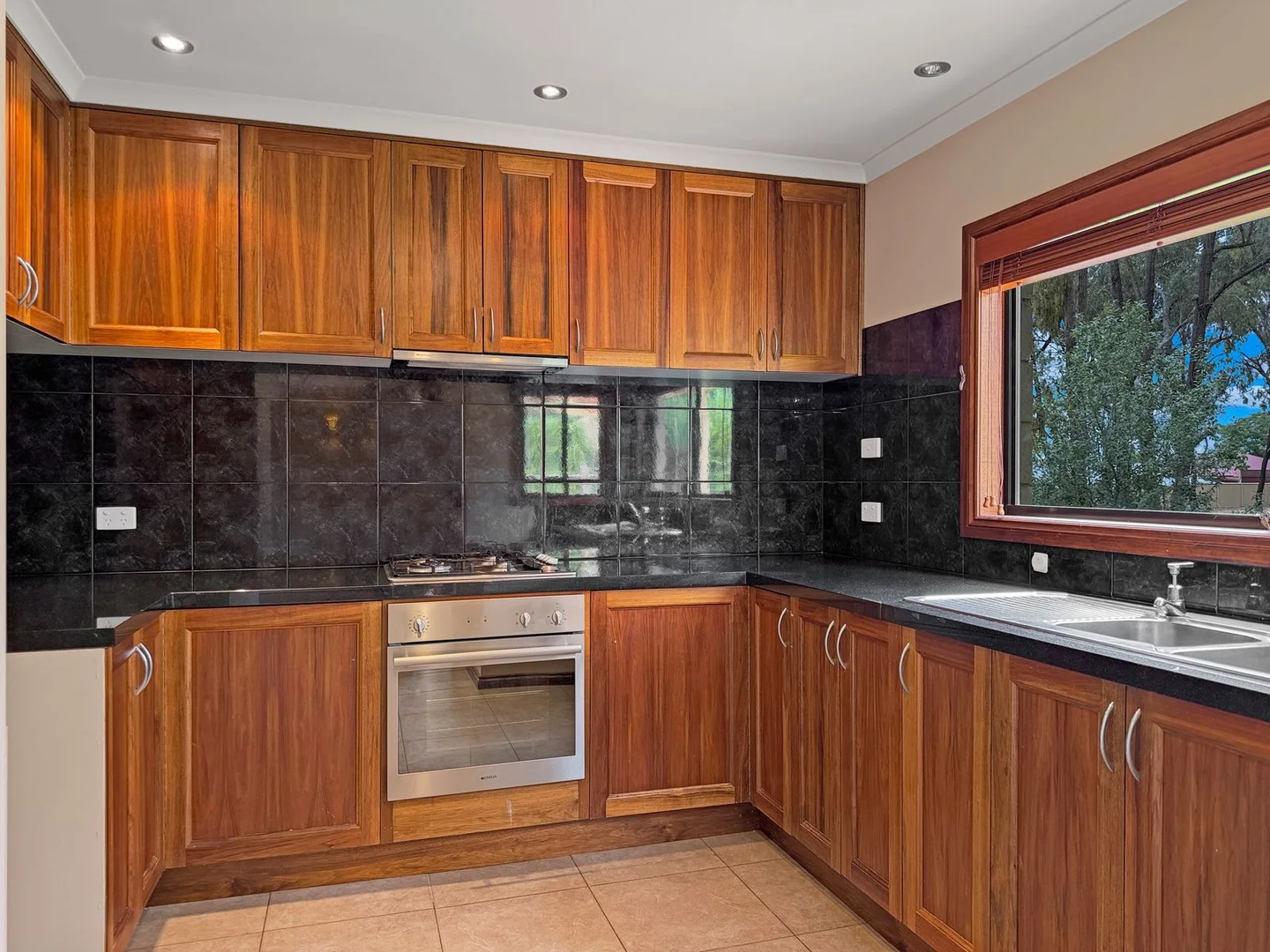 Additional image 2 of 2/194 Gladstone Street, Maryborough VIC 3465