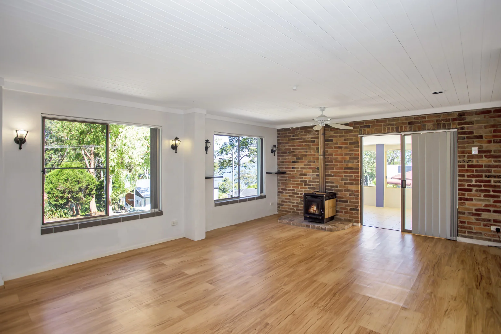 Additional image 10 of 125 Cove Boulevard, North Arm Cove NSW 2324