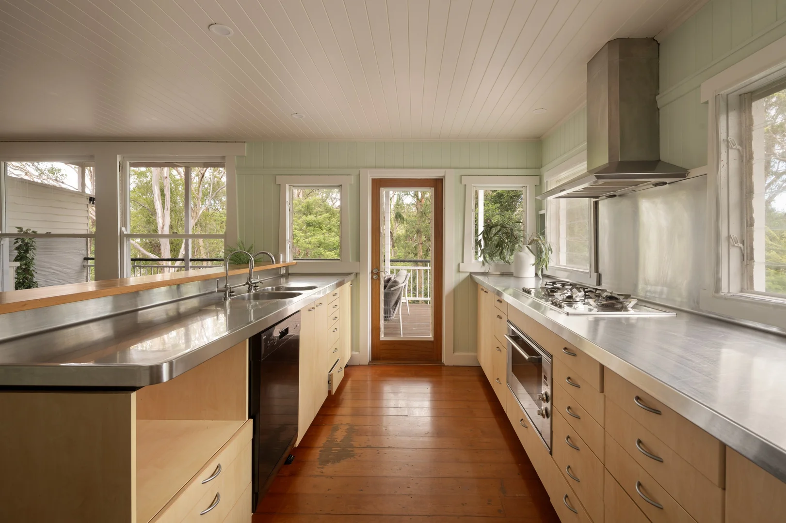 Additional image 8 of 133 Simpsons Road, Bardon QLD 4065