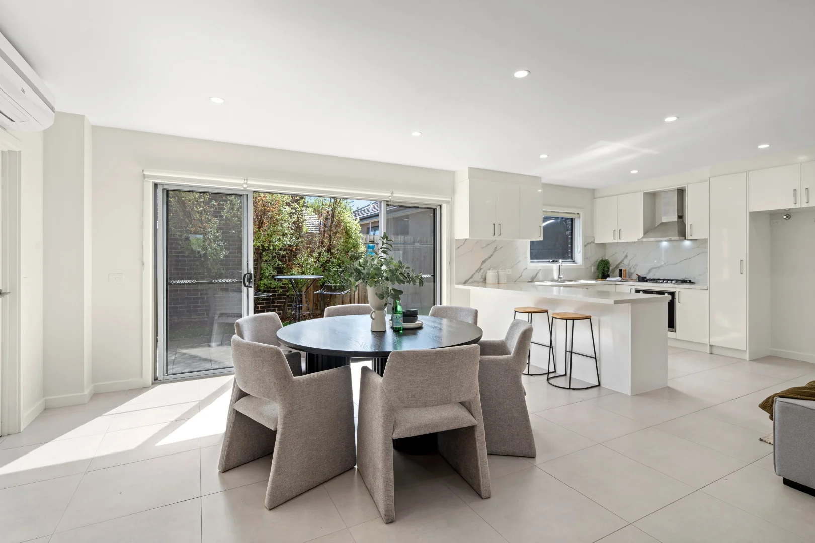 Additional image 3 of 2/19 Pennington Street, Keilor East VIC 3033