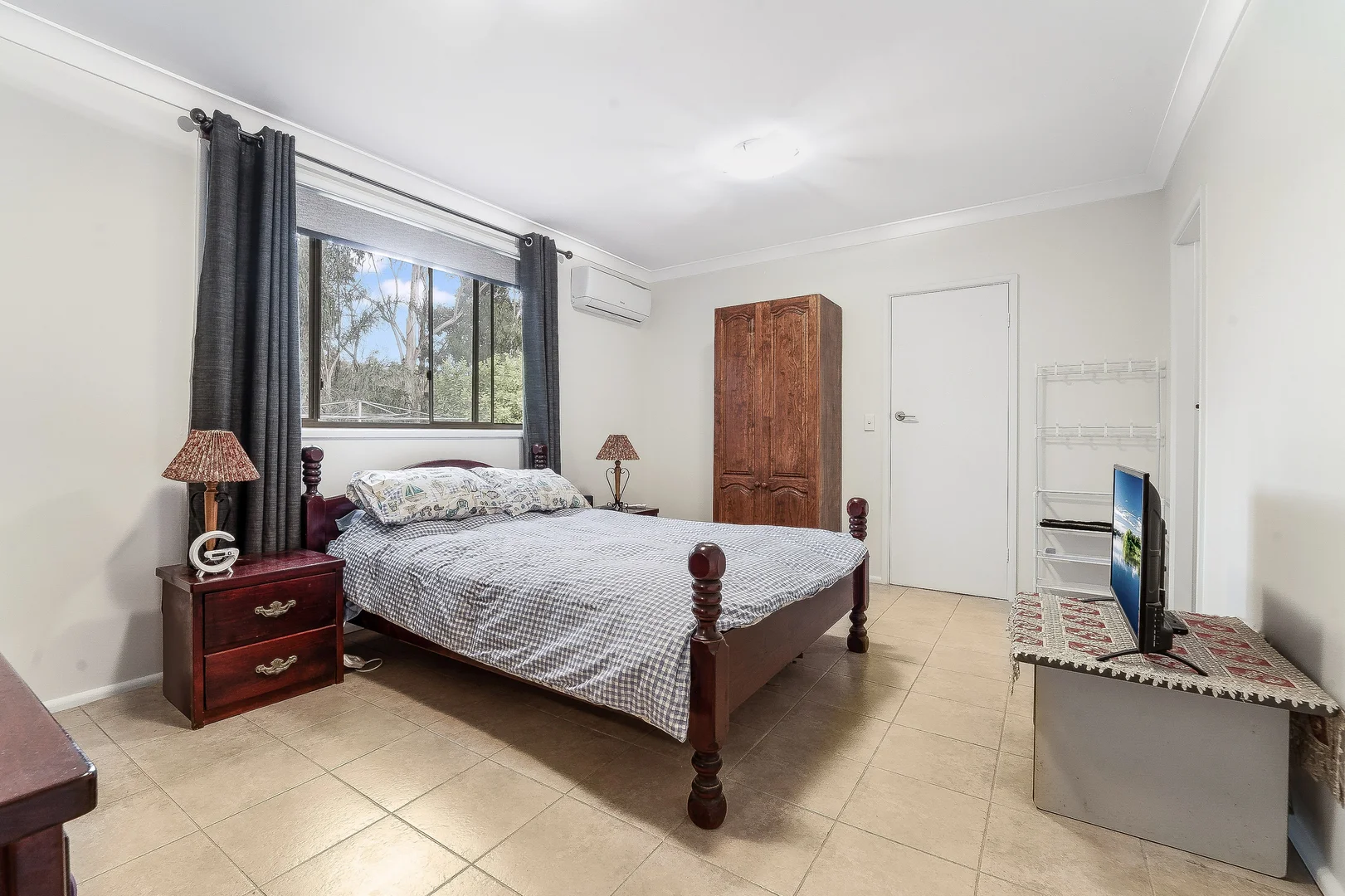 Additional image 7 of 15 Maygar Close, Milperra NSW 2214