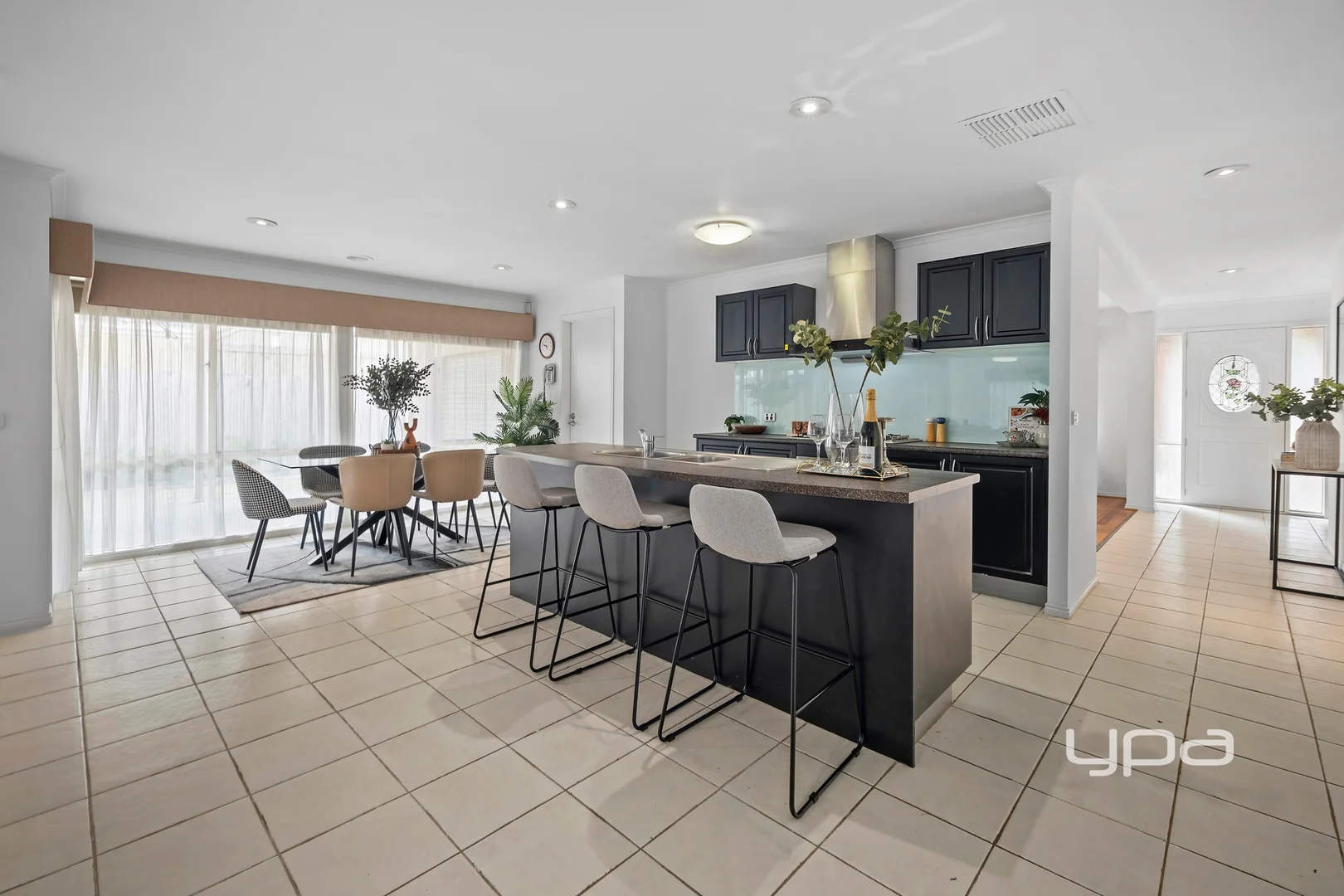 Additional image 17 of 2 Manly Court, Taylors Hill VIC 3037