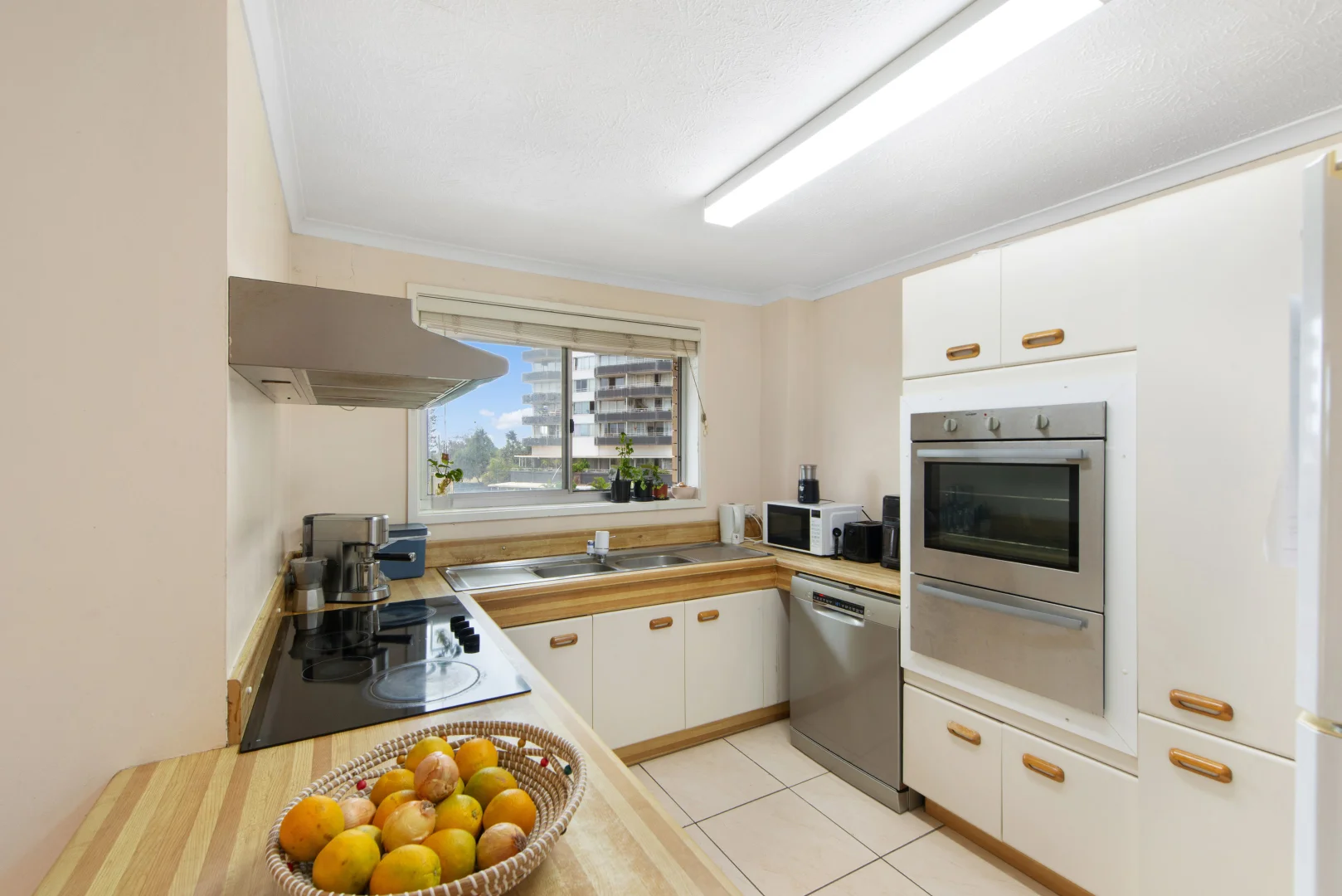 Additional image 8 of 10/192 Ferny Avenue, Surfers Paradise QLD 4217