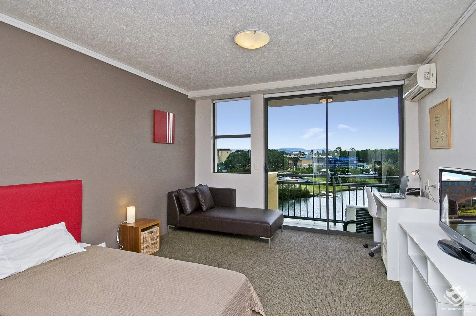 Additional image 2 of ID:21171932/25 Lake Orr Drive, Robina QLD 4226