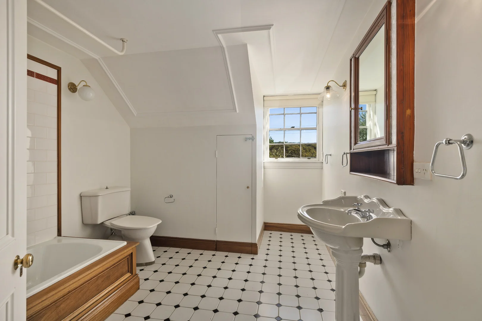 Additional image 19 of 236 Old Hume Highway, Mittagong NSW 2575