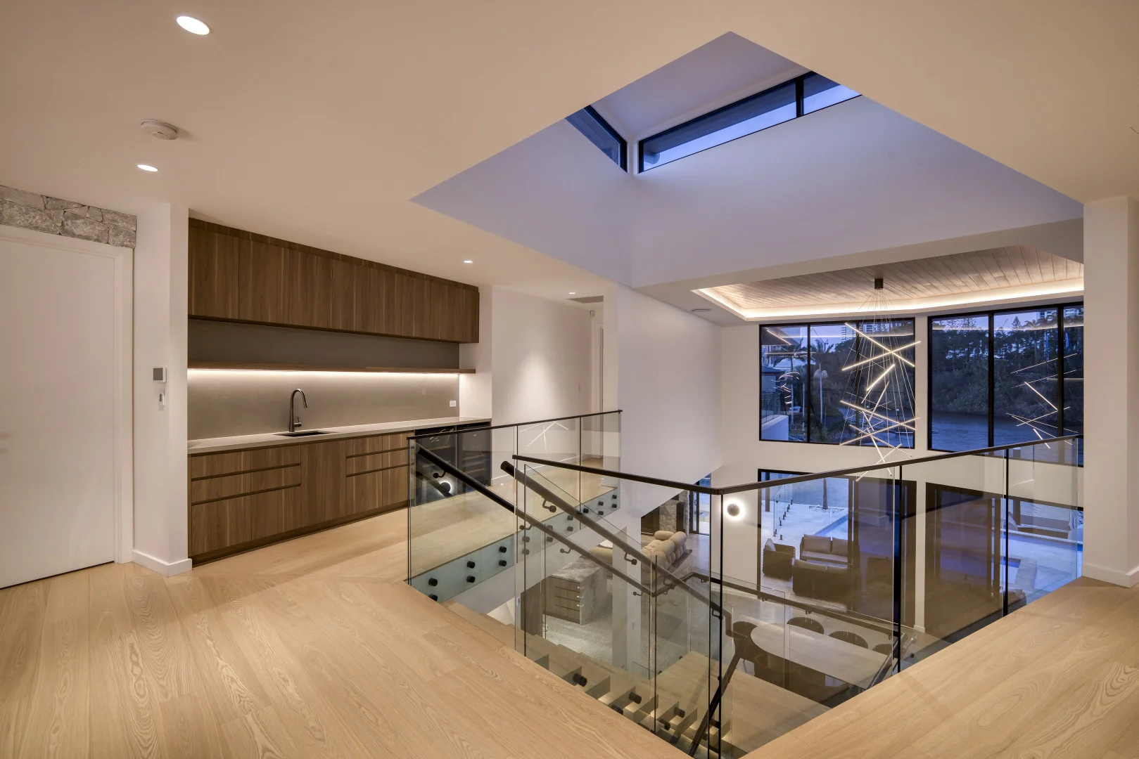 Additional image 15 of 20 Rebecca Court, Broadbeach Waters QLD 4218