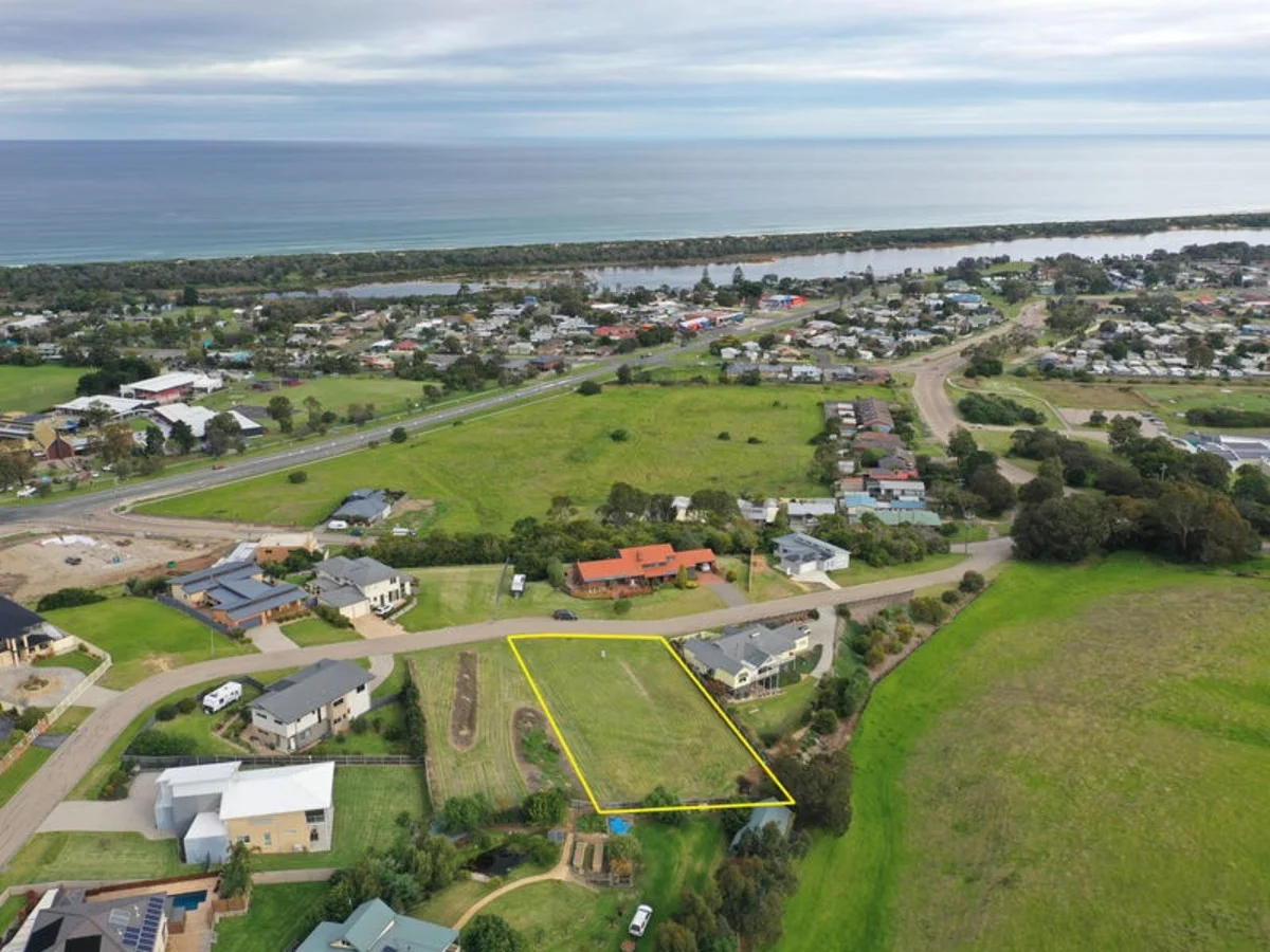 Additional image 5 of 13 Sea-Lakes Close, Lakes Entrance VIC 3909