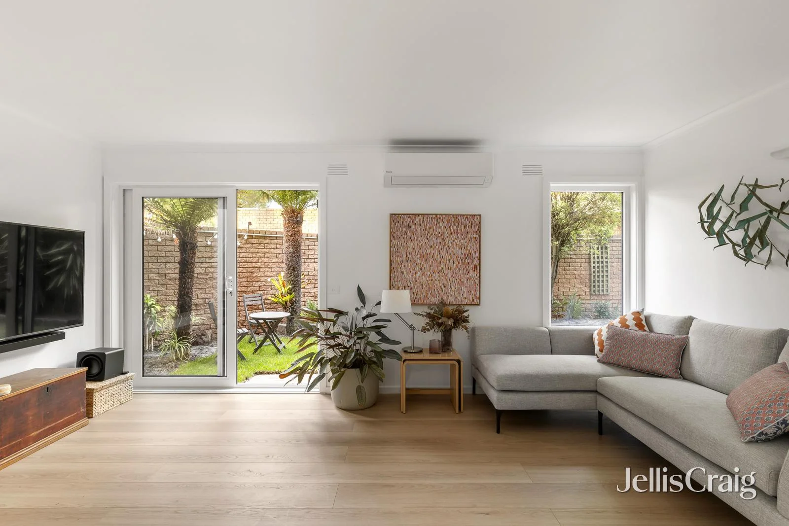 Additional image 2 of 24 Retreat Road, Hampton VIC 3188