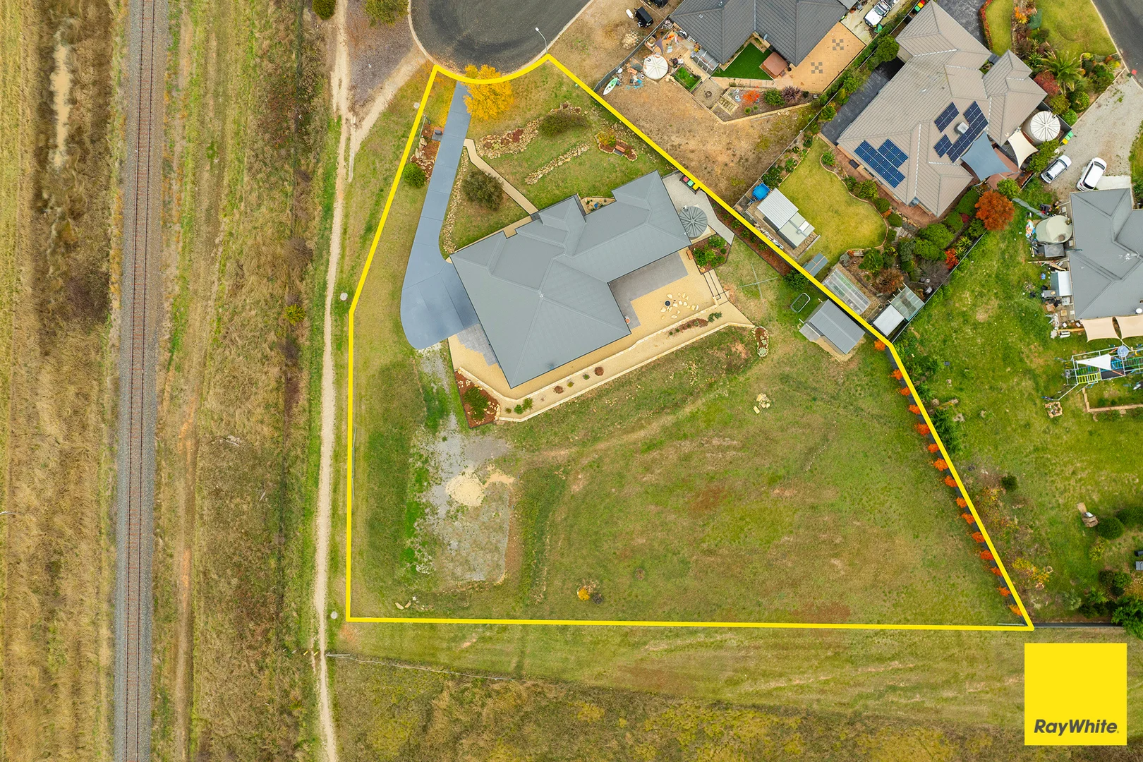 Additional image 2 of 7 Donoghoe Place, Bungendore NSW 2621