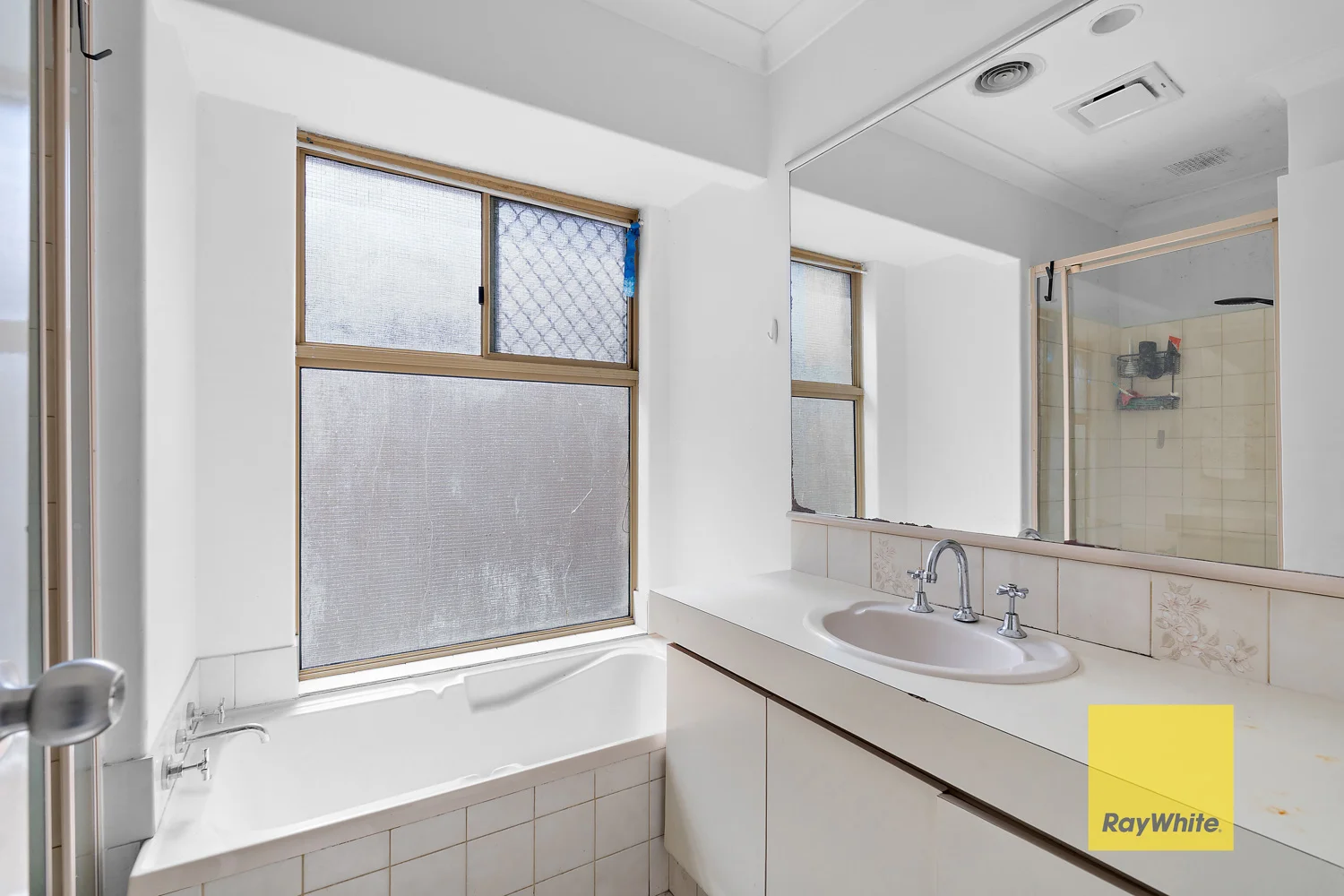 Additional image 12 of 19 Nyandi Court, Thornlie WA 6108