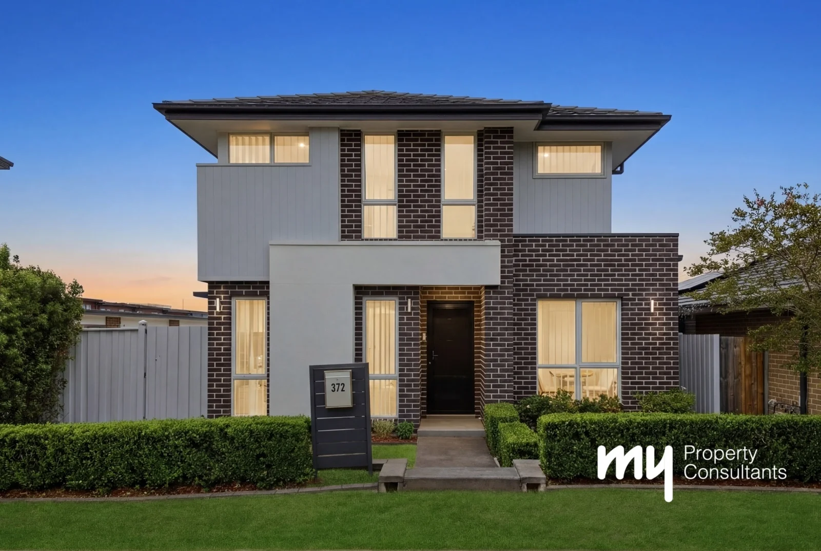 372 South Circuit, Oran Park NSW 2570