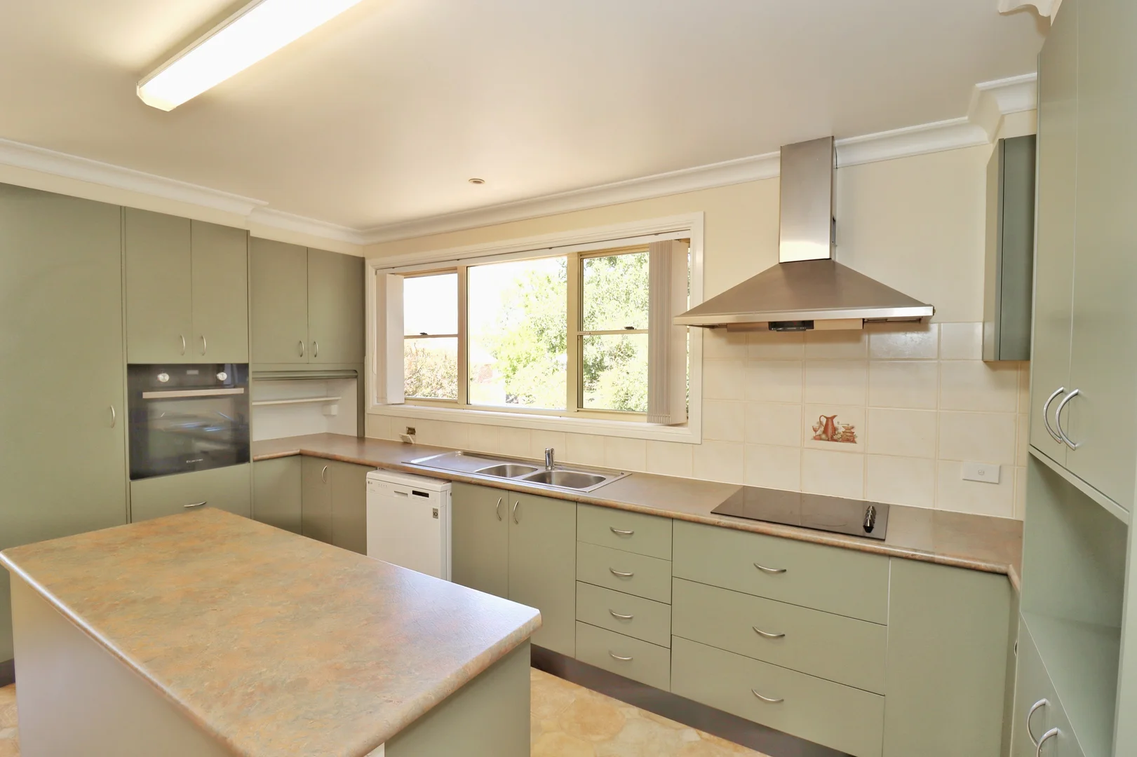 Additional image 11 of 18 Denman Street, Cowra NSW 2794