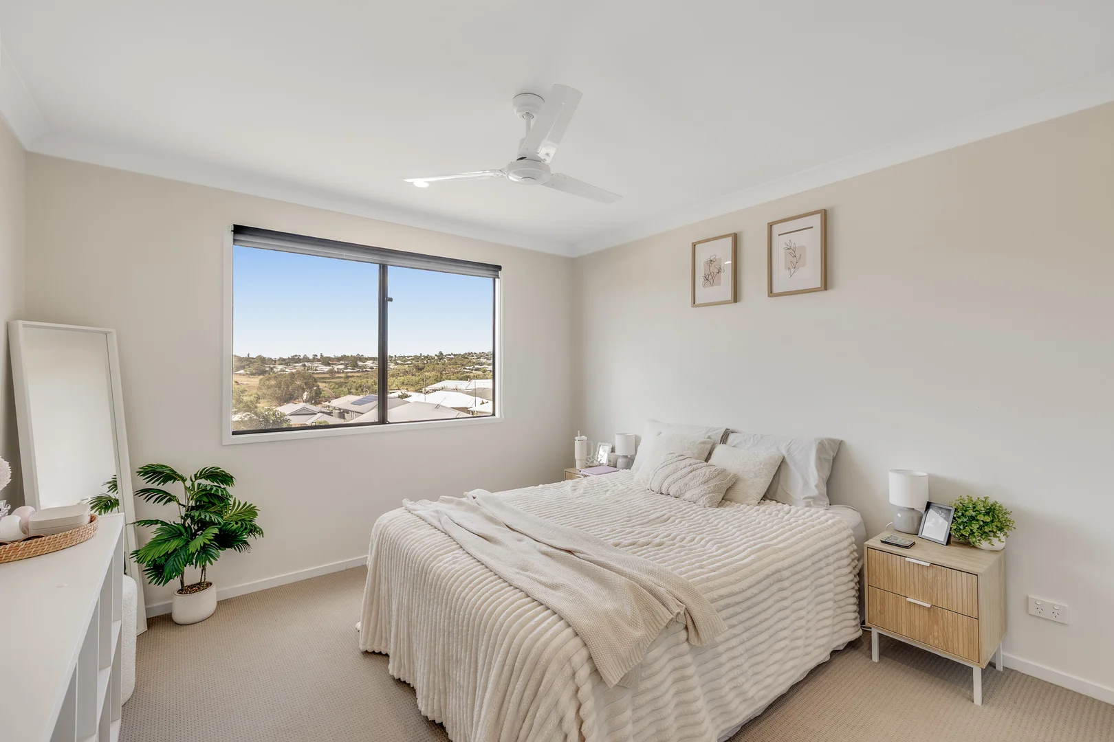 Additional image 5 of 2/17 Mcinnes Crescent, Glenvale QLD 4350