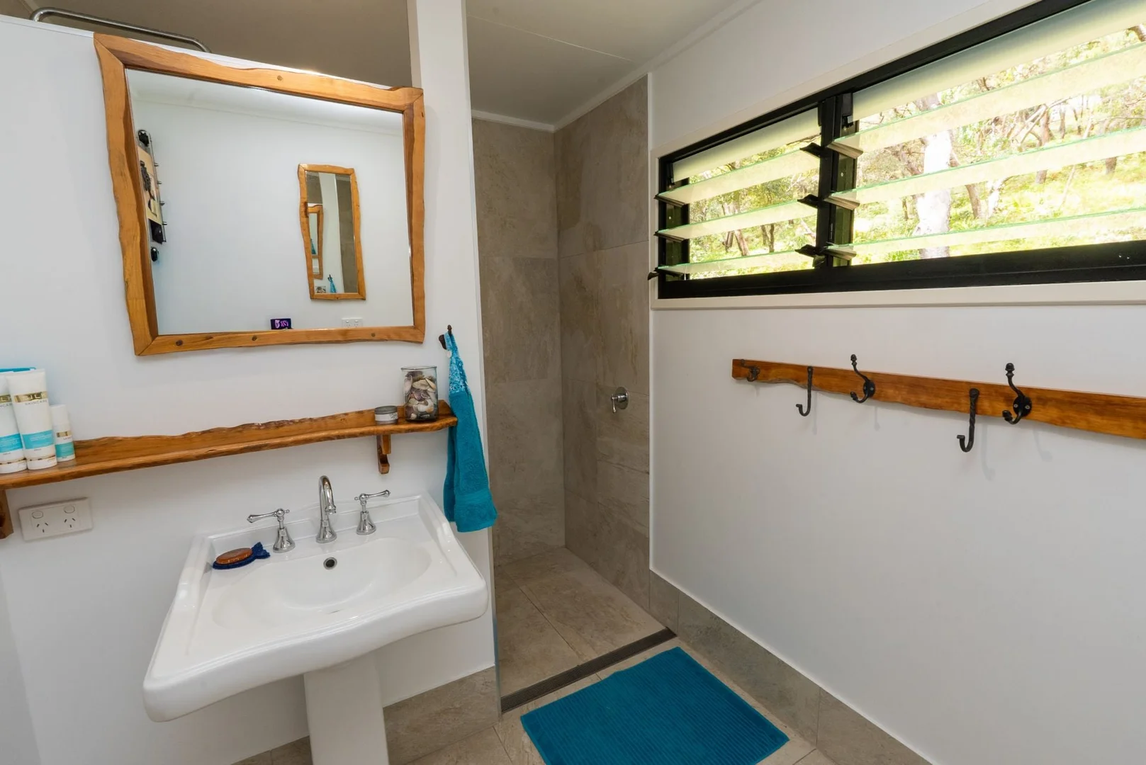 Additional image 12 of 107 Dickson Way, Point Lookout QLD 4183