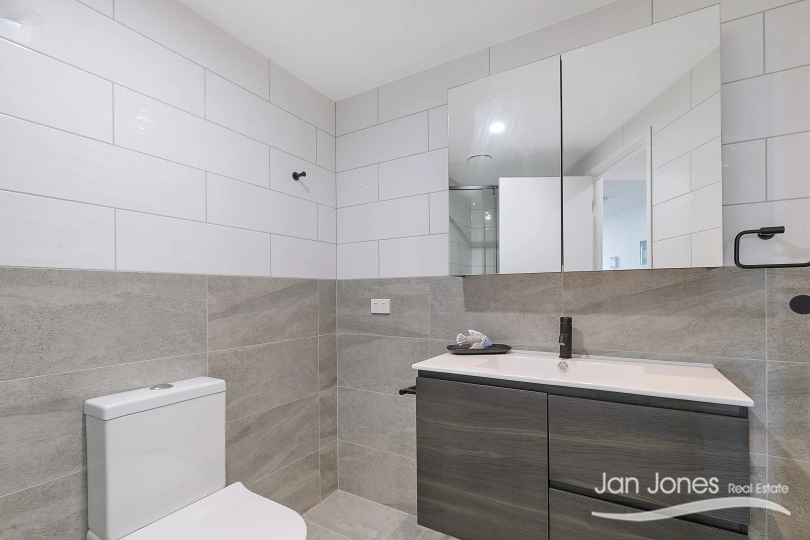 Additional image 13 of 36/14 Alfred Street, Woody Point QLD 4019