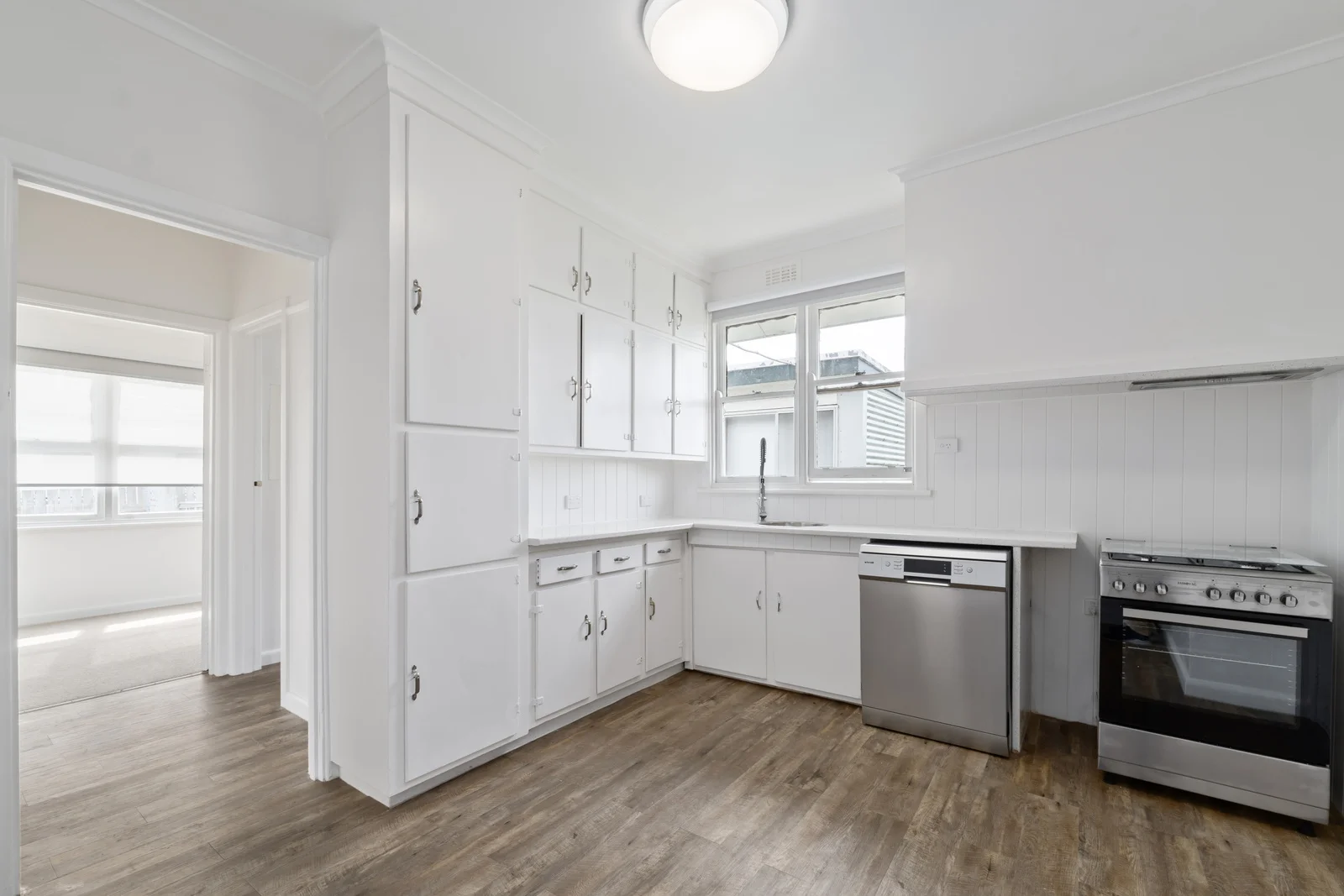 Additional image 2 of 22 Churchill Square, Colac VIC 3250