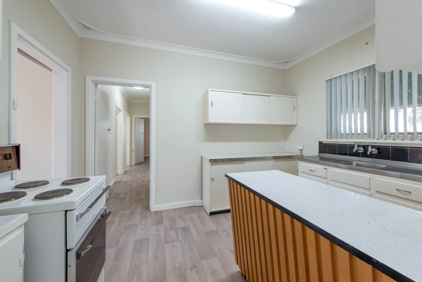 Additional image 8 of 11 Hill Street, Innaloo WA 6018