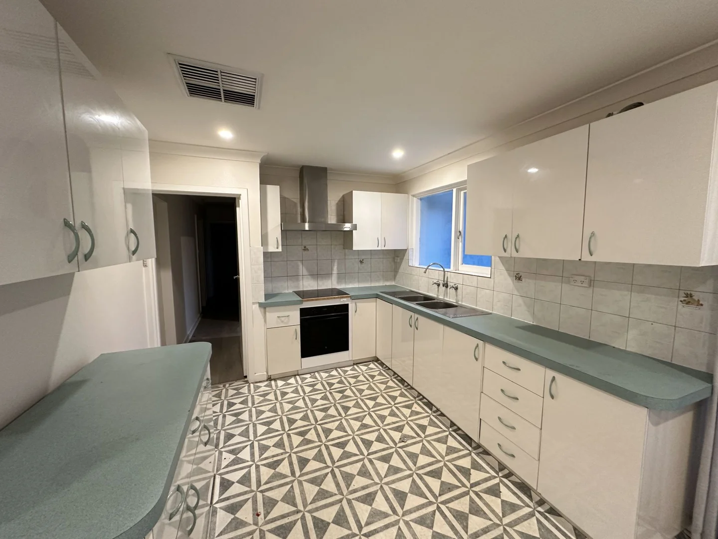 Additional image 14 of Maddington WA 6109