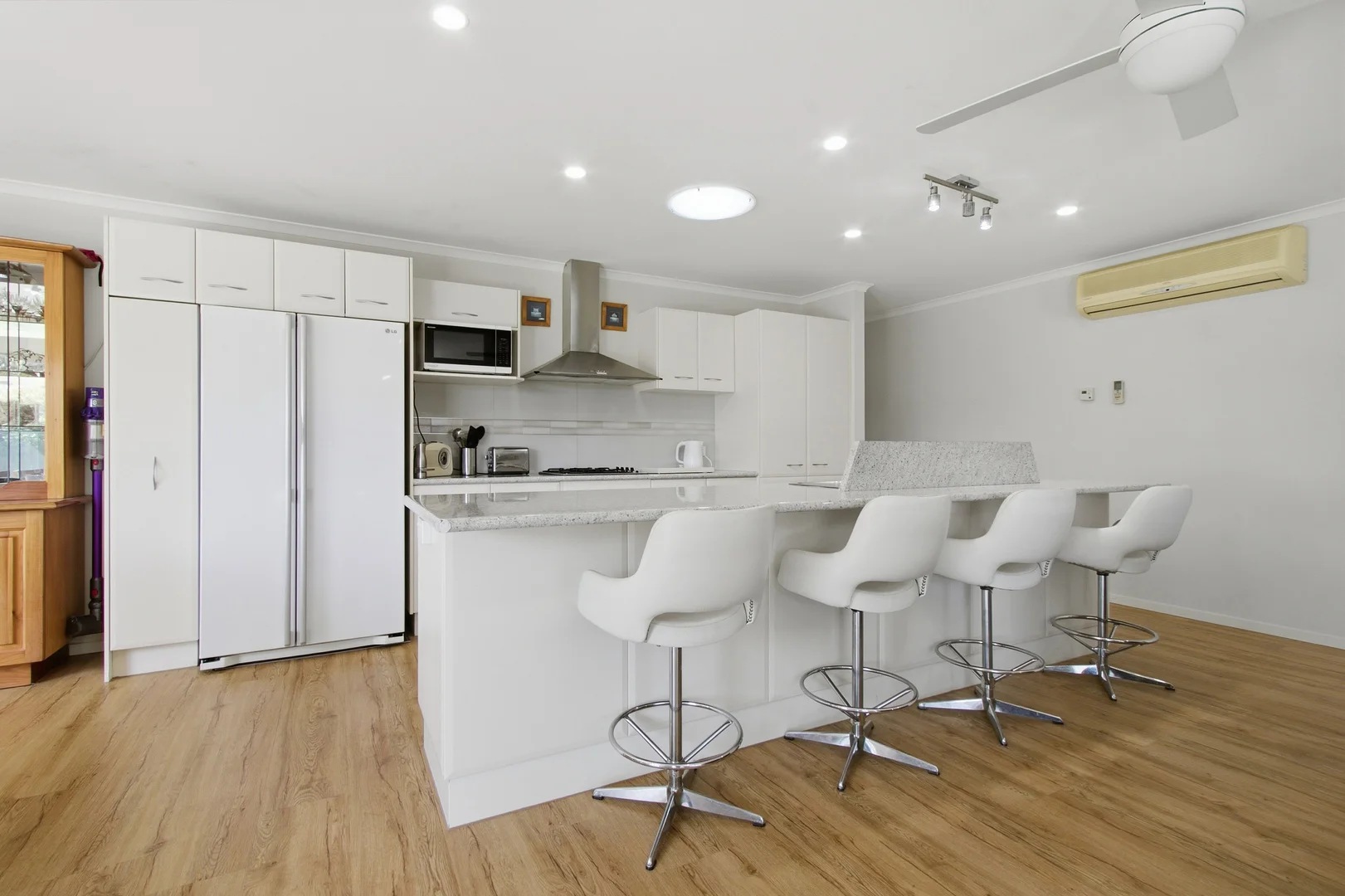 Additional image 12 of 8 St Georges Road, Traralgon VIC 3844