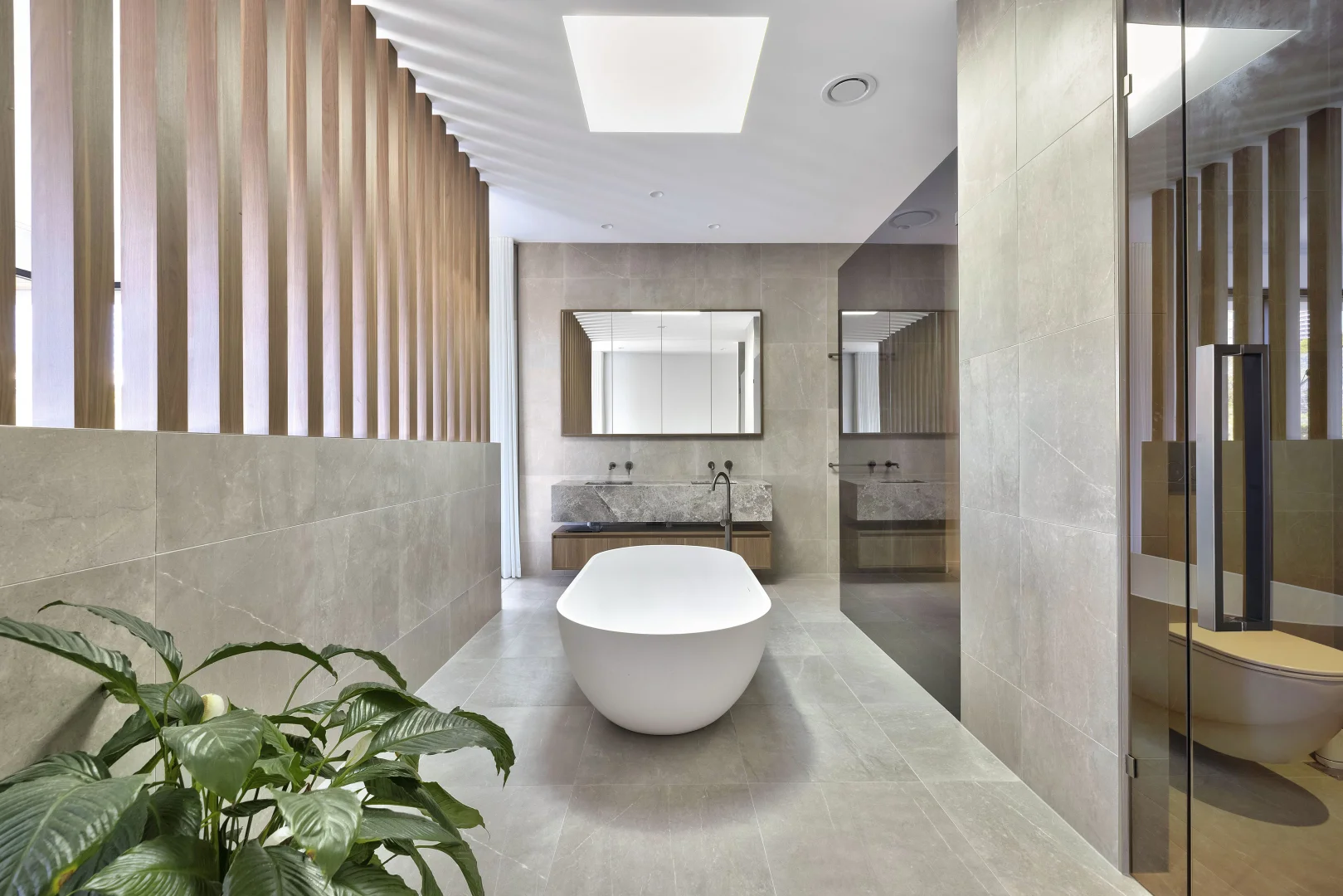 Additional image 19 of 20 Rebecca Court, Broadbeach Waters QLD 4218