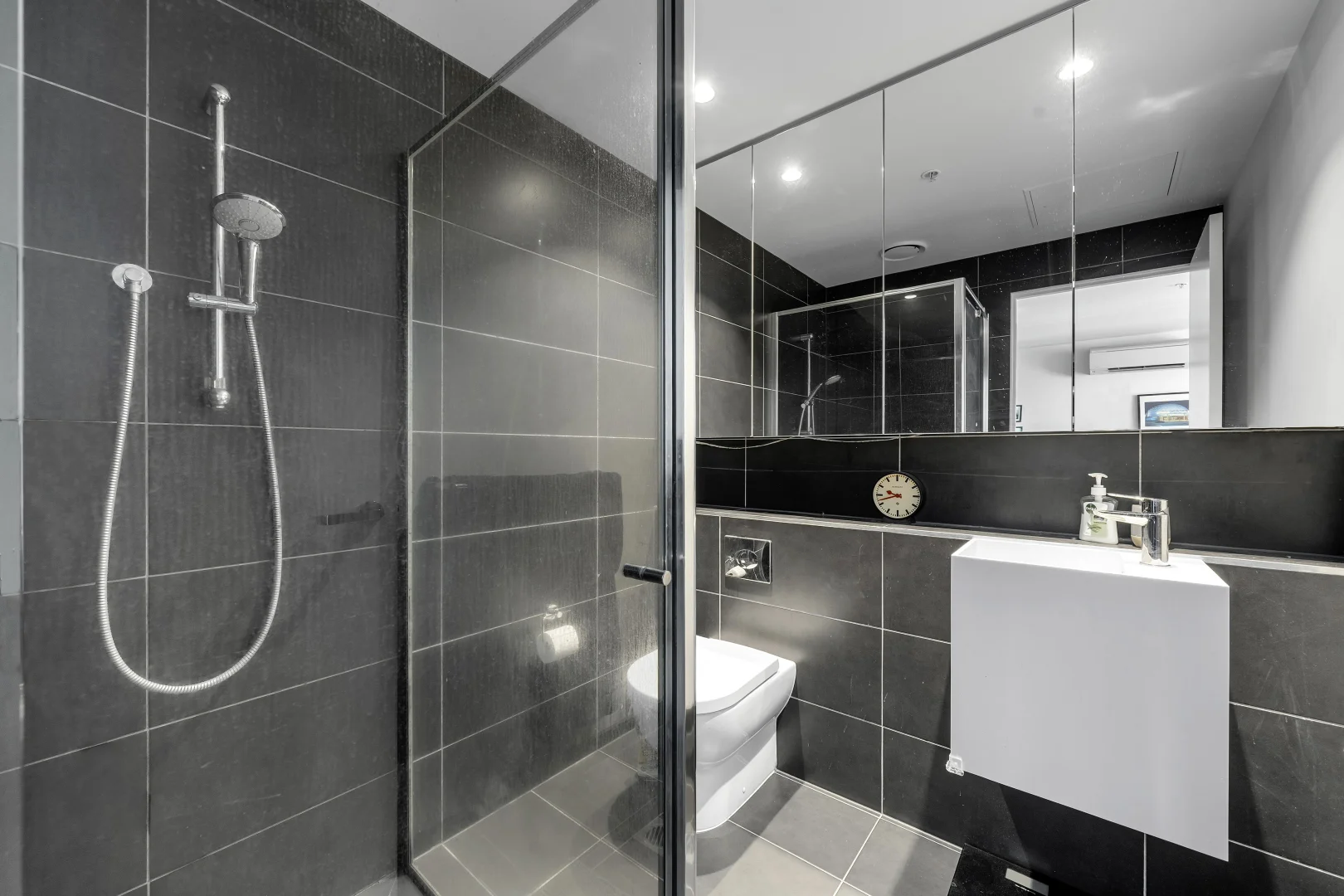 Additional image 5 of 909B/8 Grosvenor Street, Abbotsford VIC 3067