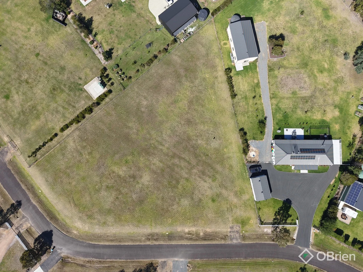 18 Corins Crescent, Newlands Arm VIC 3875