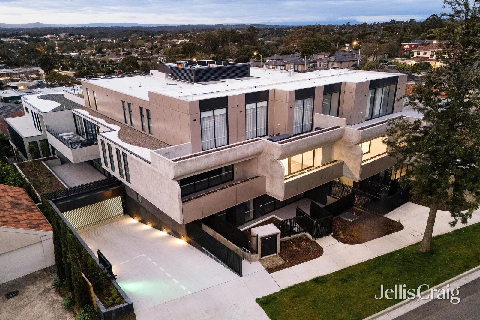 202/27-29 Serpells Road, Templestowe VIC 3106